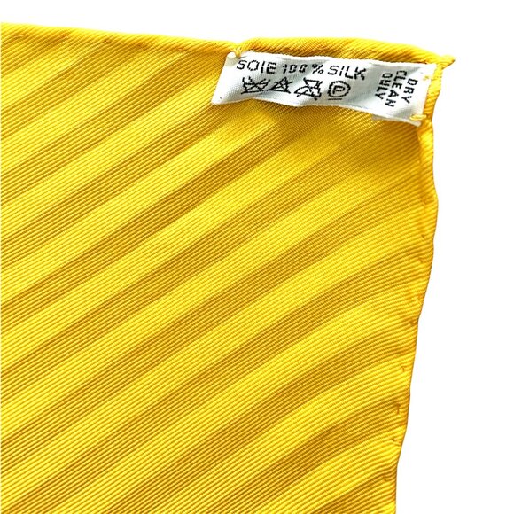Hermès 100% Silk Pleated Scarf, ironed flat to highlight refined look in wear - Picture 12 of 14